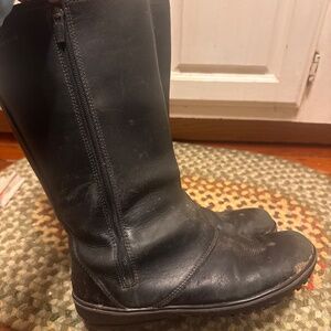 LL Bean Carrabassett 12” Black Leather Primaloft Waterproof Boots Women’s size 8